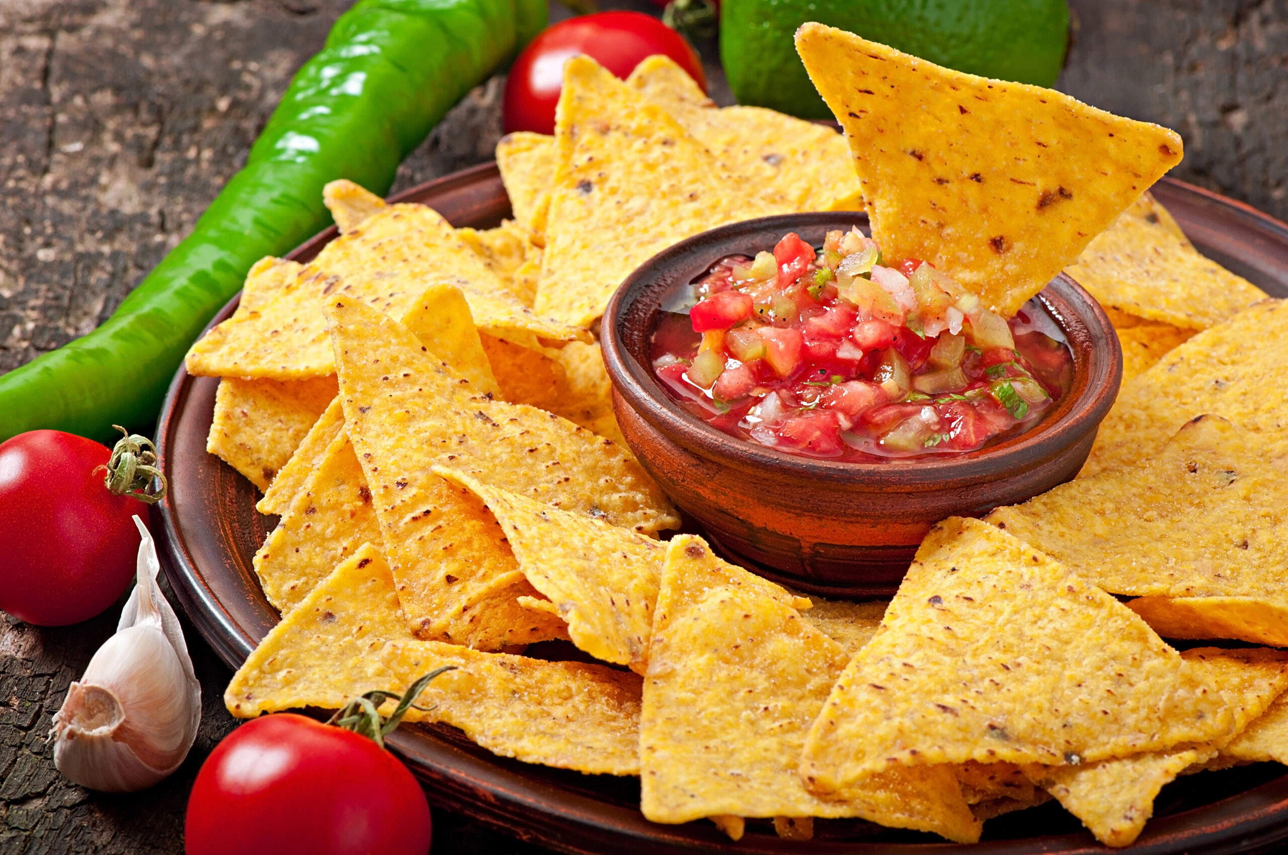 salsa and chips
